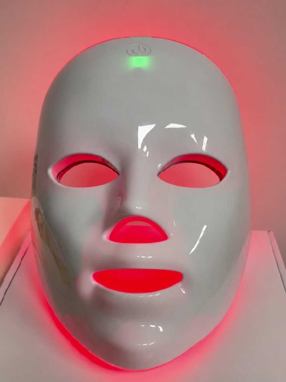 7-Color LED Facial Mask Light Therapy USB Rechargeable NIB w/ Elastic Band